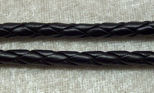 Flätad konstläderrem, svart, 4 mm