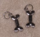 Berlock, hundben, antiksilver