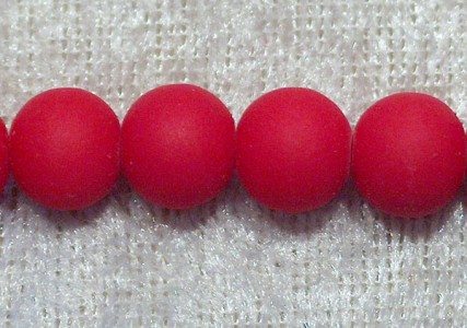 Gummerad glaspärla, röd, 8 mm