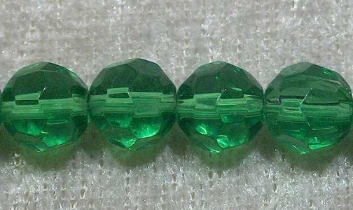 Facetterad rund kristallpärla, Mörkgrön, 8 mm