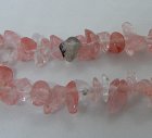 Cherry quartz, chips