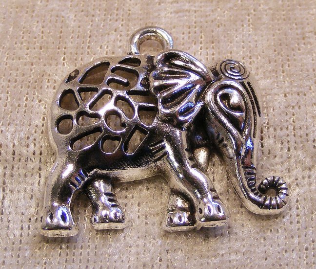 Berlock/hänge, elefant, antiksilver - Klicka på bilden för att stänga
