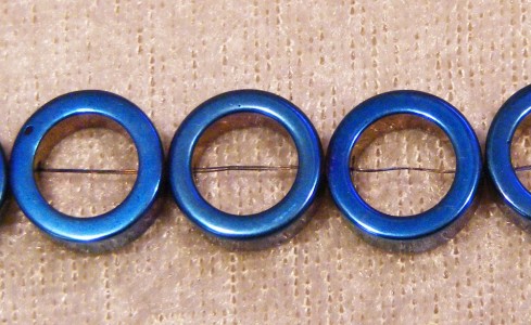 Ringar i hematit, 12x12x4 mm, elektropläterade i djupblå färg