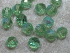 Facetterad rund kristallpärla, Ljusgrön AB, 8 mm