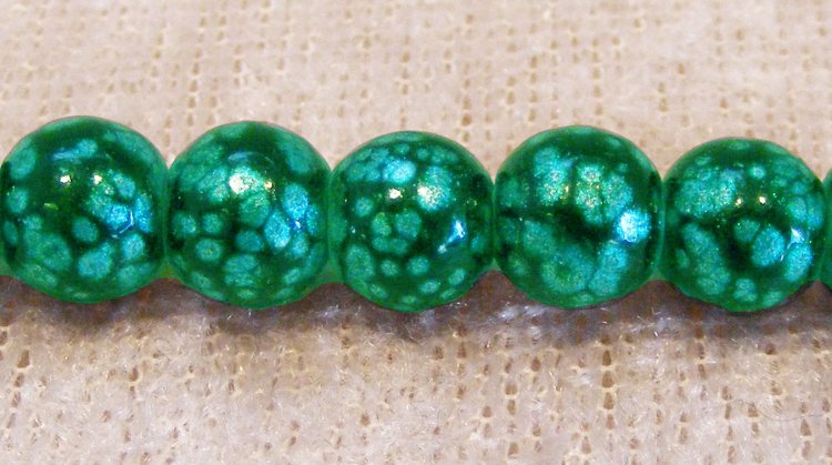 Marmorerad glaspärla, turkosgrön/svart, 6 mm - Klicka på bilden för att stänga