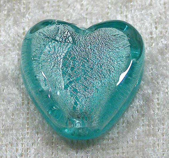 Silverfoil platt hjärta, Ljus turkos, 20 mm - Klicka på bilden för att stänga