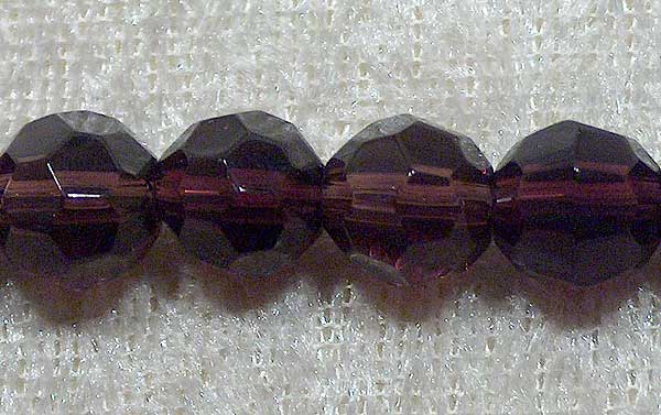 Facetterad rund kristallpärla, Plommon, 8 mm - Klicka på bilden för att stänga