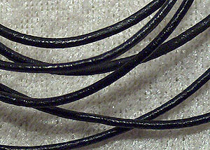 Läderrem, Svart, 1,5 mm - Klicka på bilden för att stänga